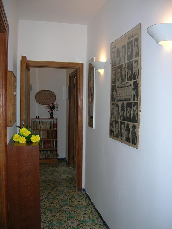 Casa Dels Misteris A Terrace On Sea *