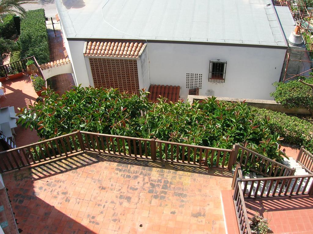 Apartment Casa Dels Misteris A Terrace On Sea *